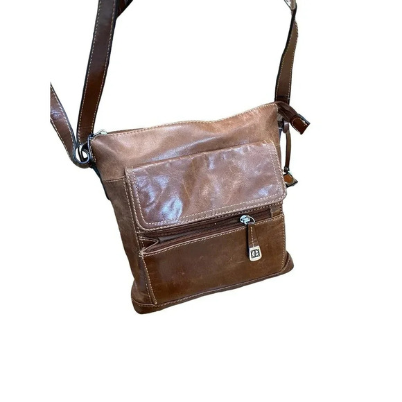 Giani Bernini Women's Brown Cognac Genuine Leather Shoulder Bag - Picture 1 of 10